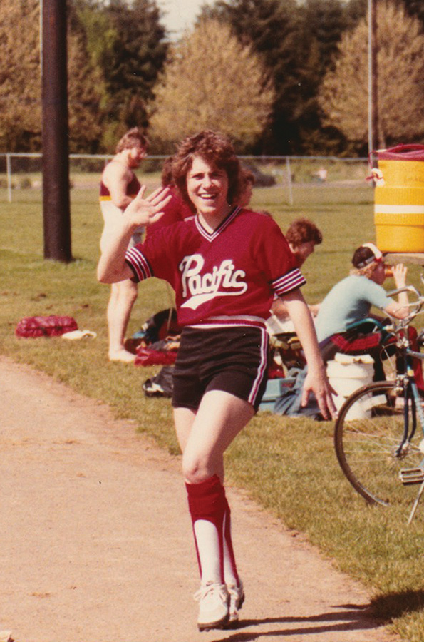 Daintry Bartoldus, Pictured Playing ball
