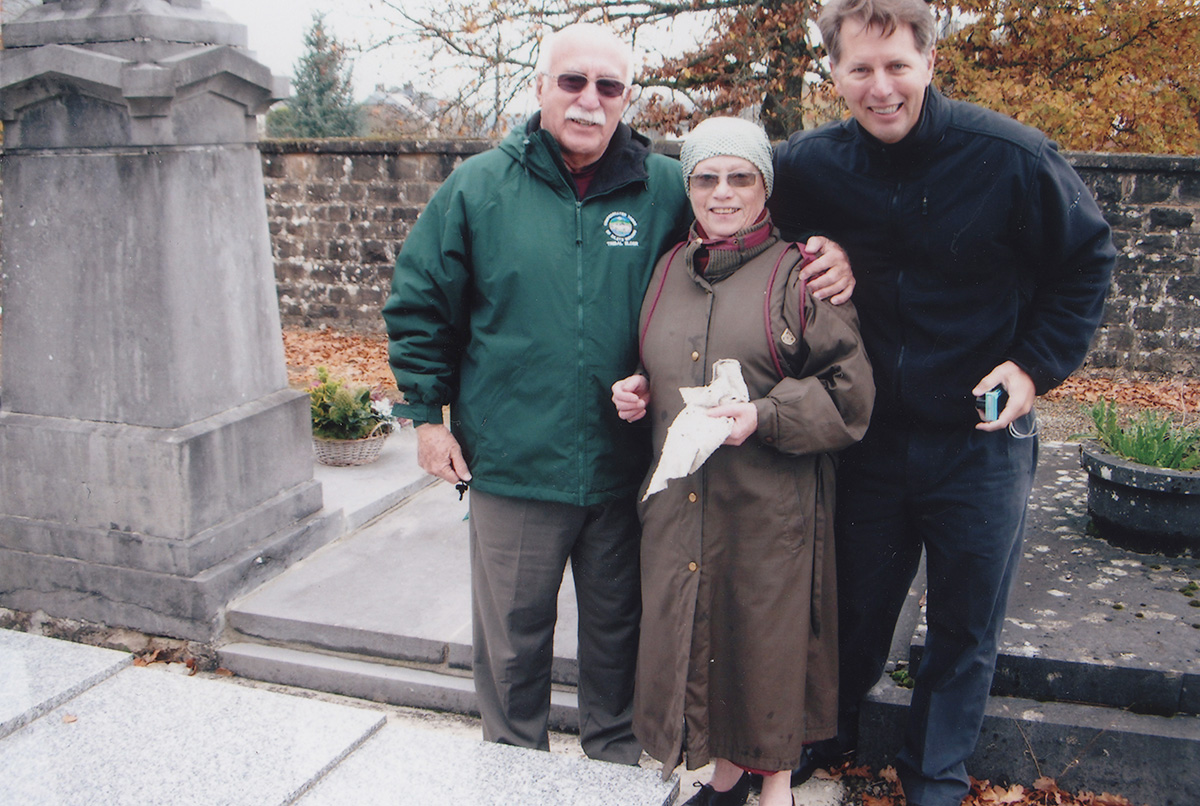 Calvin Van Pelt and family