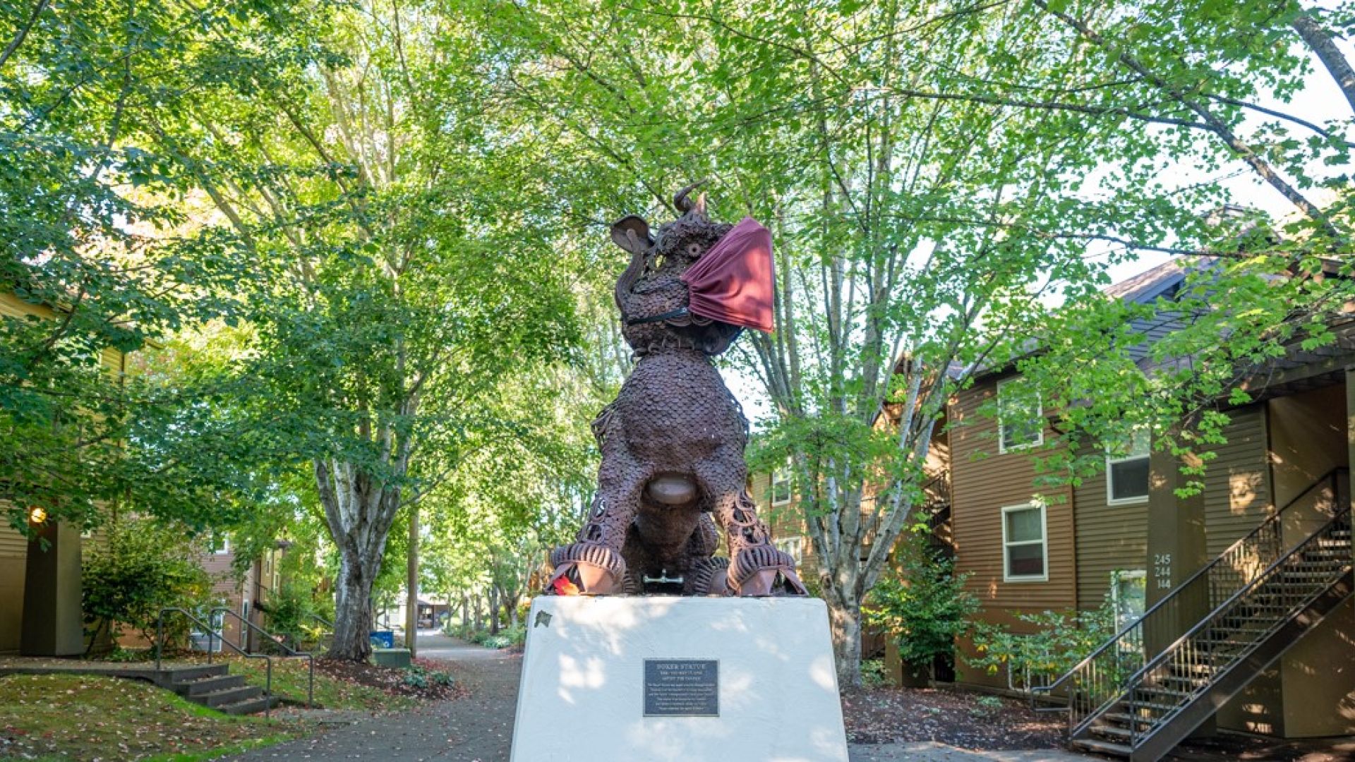 Boxer Statue with mask on